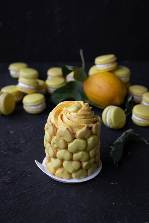 Macaron Mini Cake yellow